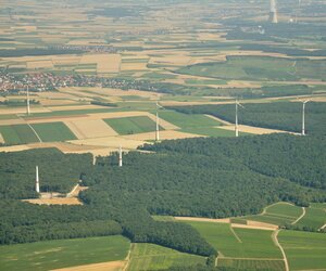 Windpark-Bergtheim-Luftaufnahme (6).jpg